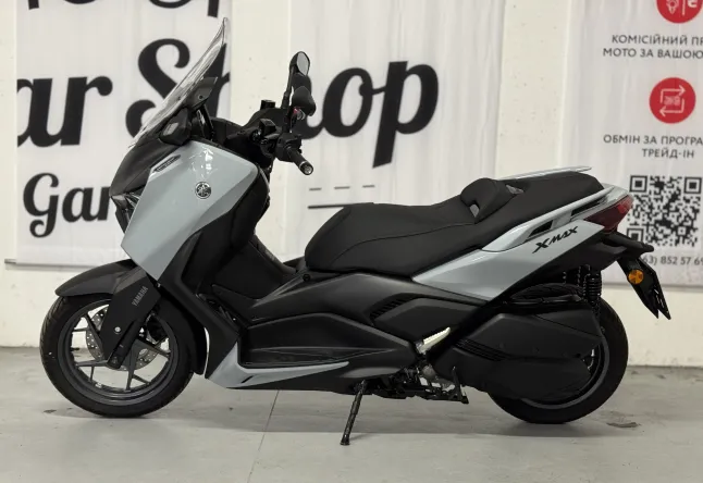 Yamaha XMAX 300 Tech MAX 2025 — Photo 9