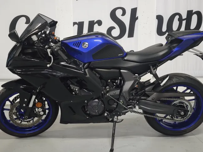 Yamaha YZF-R7 2023 — Photo 2