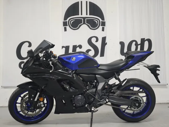 Yamaha YZF-R7 2023 — Photo 1