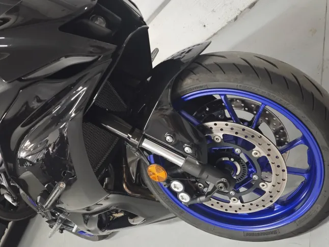 Yamaha YZF-R7 2023 — Photo 12