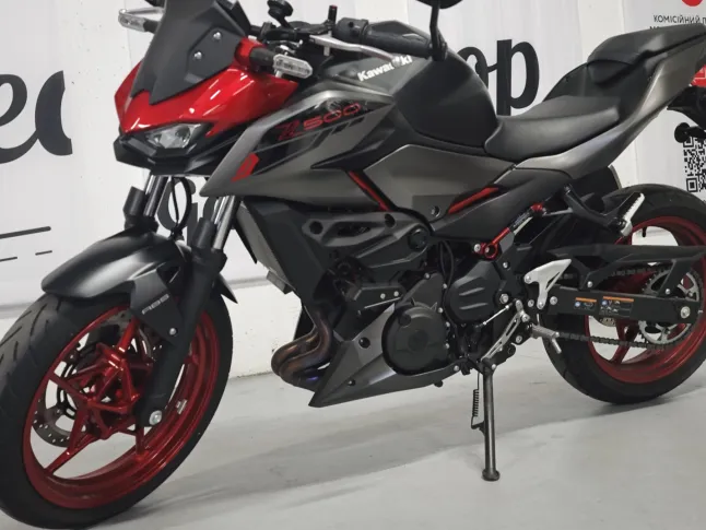 Kawasaki Z500 2024 — Photo 3